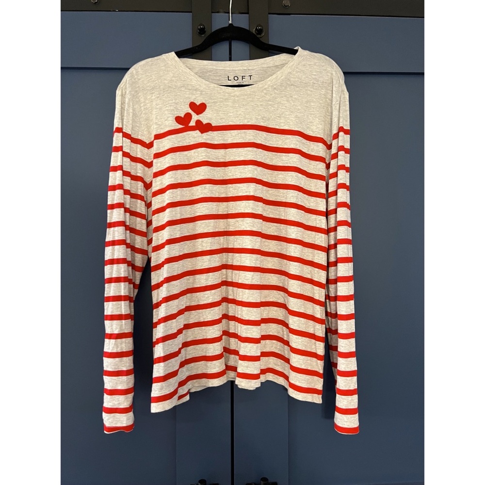 LIGHTLY WORN LOFT Long Sleeve